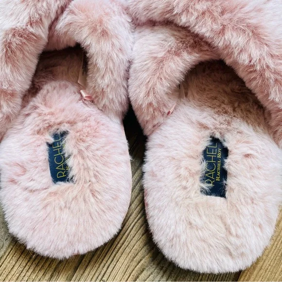 Rachel Roy pink fluffy slippers, SZ S (5-6) - Picture 3 of 4